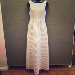 Leifsdottir  white maxi dress